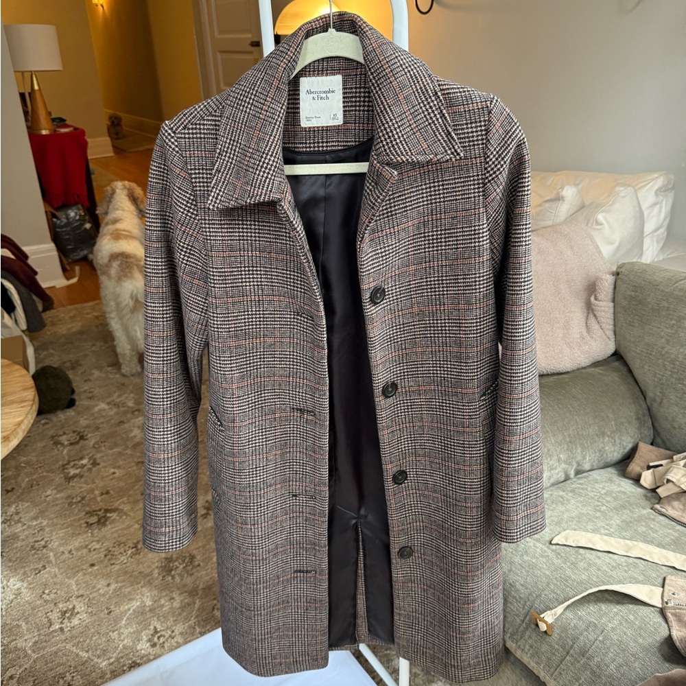 Abercrombie & Fitch Women’s Plaid Trench Coat in Brown and Black